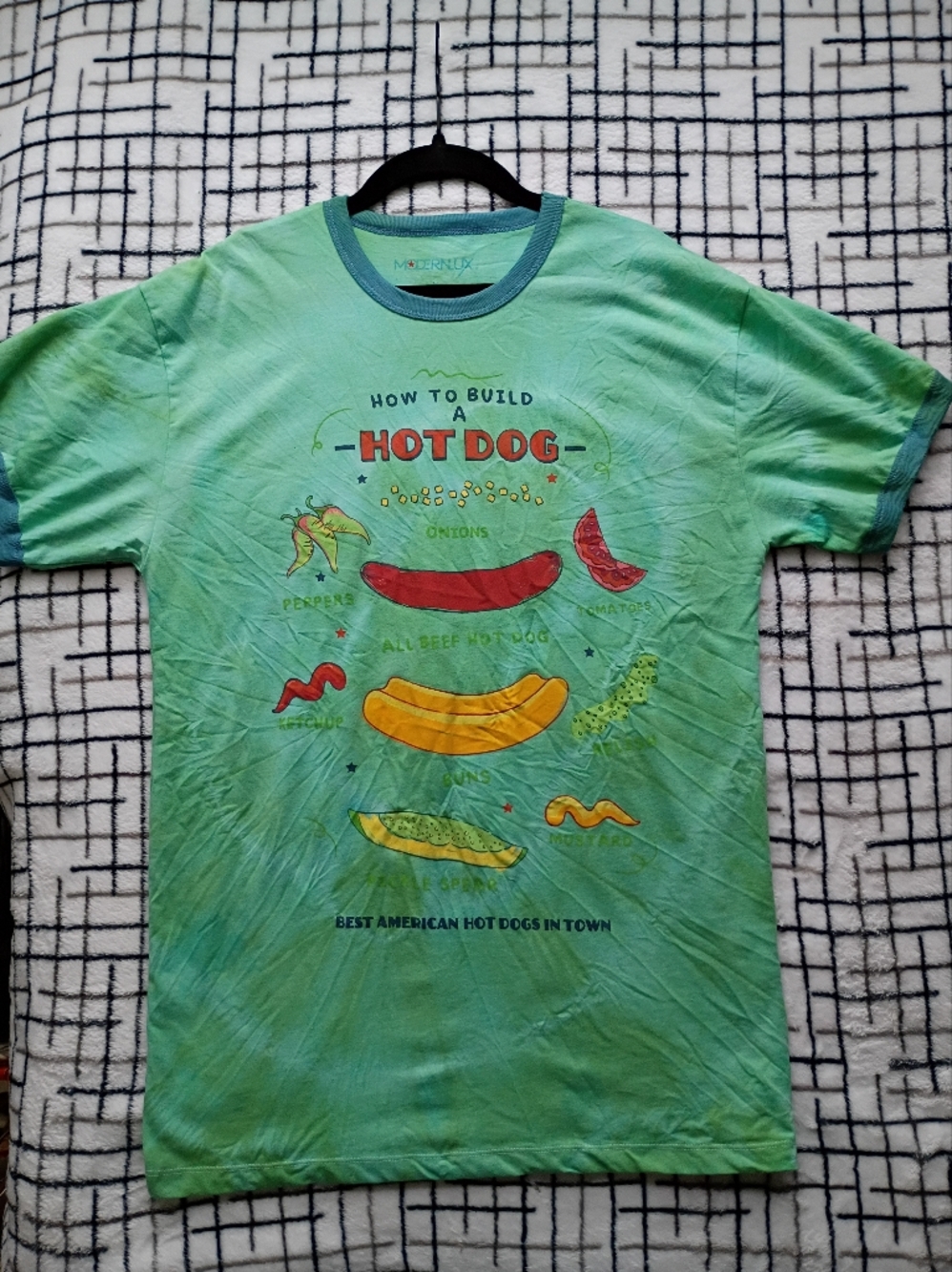 Modern Lux How To Build A Hot Dog Green Ringer Tee NWOT